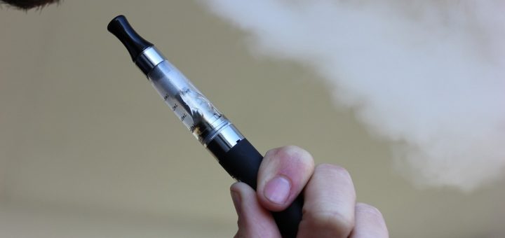 Comment s'y prendre avec votre e-cigarette lorsque vous voyagez ?